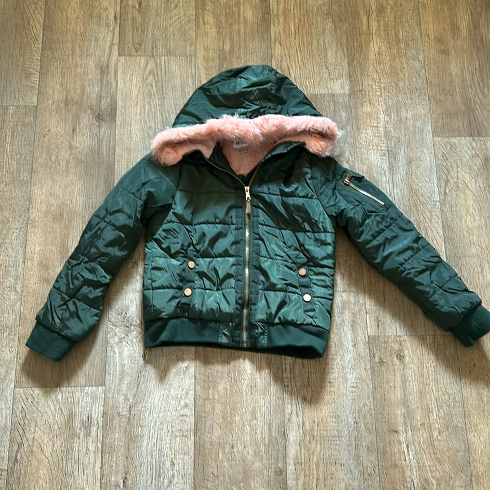 AMY BYER  L/14 Girl’s Green Hoodie Jacket